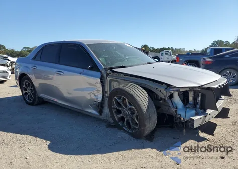 2018 Chrysler 300 S из США, поврежденный, VIN 2C3CCAGG7JH154266